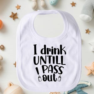 失神するまで飲むよだれかけ、面白い授乳用よだれかけ、かわいい乳児用シャワーギフト、柔らかいコットンよだれかけ、愛らしい新生児の必需品