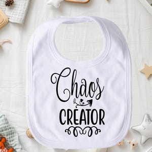カオス クリエイター ビブ、おもしろベビービブ、吸収性コットン ビブ、幼児用ビブ、かわいいベビーシャワーギフト、新生児の必需品