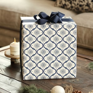 Carta da regalo floreale geometrica blu navy e crema, carta da regalo con piastrelle, carta da regalo elegante per la festa della mamma, carta da regalo di compleanno, Natale