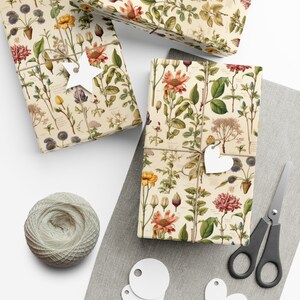 Vintage Academia inspirierte Geschenkpapier, botanische Geschenkpapier, Geburtstag Geschenkverpackung, Party Geschenkpapier, Weihnachten Bild 3