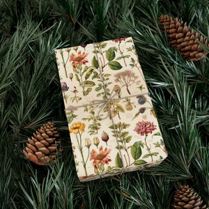 Vintage Academia inspirierte Geschenkpapier, botanische Geschenkpapier, Geburtstag Geschenkverpackung, Party Geschenkpapier, Weihnachten Bild 2