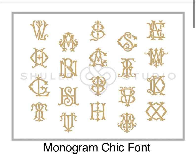 K&ouml;nnte beinhalten: Eine Sammlung goldfarbener Monogramm-Designs, die in einem Raster angeordnet sind und verschiedene verschlungene Buchstabenkombinationen zeigen. Der Text SHULER STUDIO ist in der Mitte sichtbar, und der Text Monogram Chic Font steht unten.