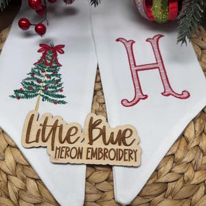 Christmas Tree Wreath Sash with Monogram: Personalized Vintage Holiday Decor