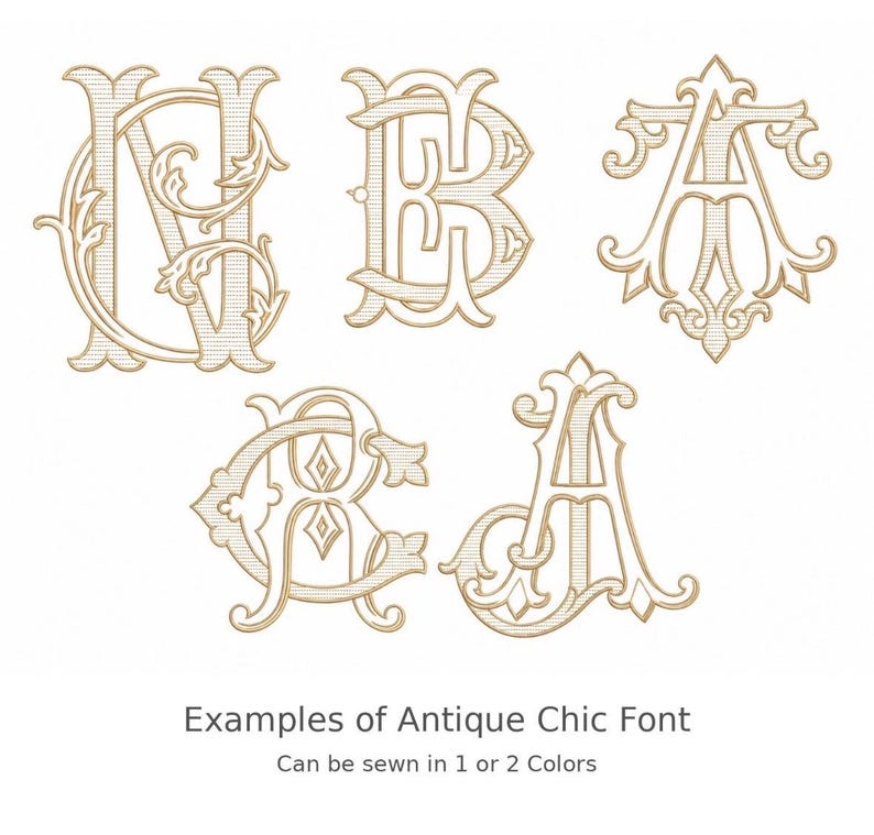 K&ouml;nnte beinhalten: F&uuml;nf gestickte Monogramm-Designs mit den Buchstaben NB, BA, TA, CB und CA in goldfarbenem Garn mit komplizierten Schn&ouml;rkeln und Kreuzschraffuren. Der Text darunter lautet: Examples of Antique Chic Font. Can be sewn in 1 or 2 Colors.