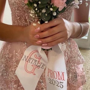 Prom Monogram Bouquet Sash, Graduation Embroidered Bouquet Ribbon, Class of 2025 Sash, HOCO Bouquet Sash, Special Event Flower Sash