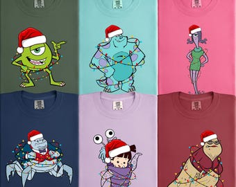 Camiseta navideña a juego de Monster Inc. Comfort Colors®, camiseta navideña con luces de Monster Inc., camiseta navideña de Mike, Sully y Boo, regalo de Monster Inc.