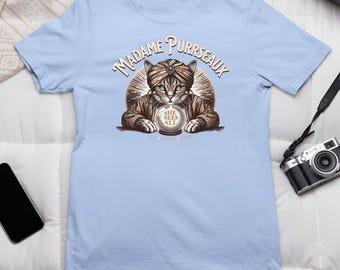Camiseta unisex con la adivina del gato Madame Purrseaux, camiseta con gráfico de gato psíquico, regalo para amantes de los gatos, camiseta con mascota mística, camiseta con psíquico animal