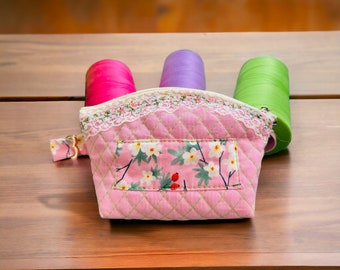 Clunch bag Pink Makeup Bag Floral Cosmetic Bag Quilted Makeup Pouch Toiletry Bag