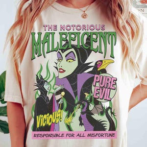 Vintage Maleficent Dragon Portrait Graffiti T-Shirt, Disney Sleeping Beauty Villains Tee, Disneyland Magic Kingdom Family Vacation 2025 Trip