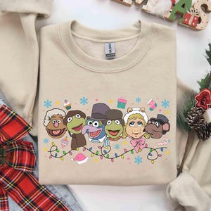 Disney Muppet Christmas Carol Group Shirt, Gonzo Piggy Kermit Xmas Light Tee, Disney Mickey&#39;s Very Merry Xmas Party Tee, Disneyland Trip