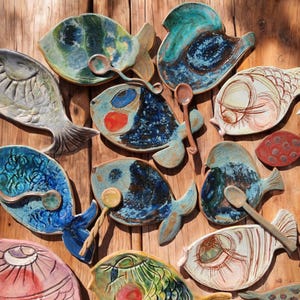 Handmade Ceramic Spoon Rest, Pottery Fish Plate ,Clay Cute Jewelry Dish, Sea Animals, New Home Gift Farm Decorations house Decor Towel