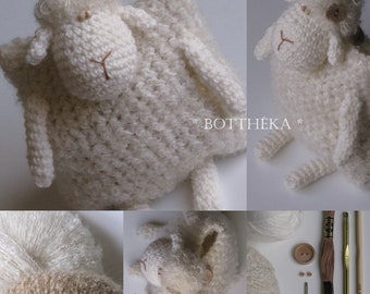 PATTERN Crocheted Little lamb bag - in English and in Hungarian