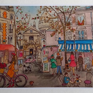 Puede incluir: Una pintura acuarela de una escena callejera parisina con un edificio rosa, un toldo azul y gente caminando. Tambi&eacute;n hay varios caballetes con pinturas en ellos, y una bicicleta con una cesta de flores.