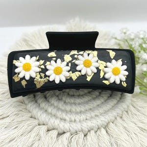 Daisy Clay Hair Claw Clip | Handmade Claw Clip | Polymer Clay Hair Accessories | Flower Clip | Hair Clip | Spring Accessories | Gift for Her