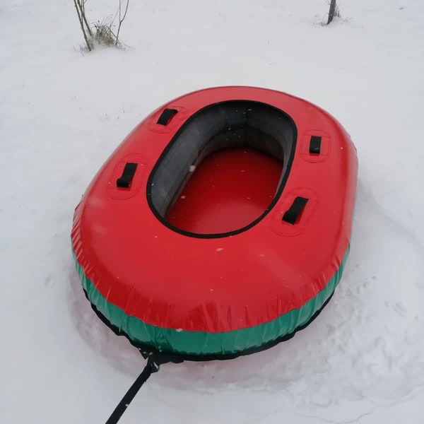 Commercial towable snow tube Hard bottom sled Heavy duty cover with rubber inner tube Oppblåsbare snøsleder Snørør for aking Made in EU