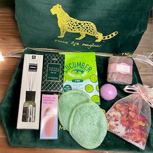 Gift box • birthday gift • Christmas • relaxation pouch • scented bath bomb candle • gift idea • cocooning