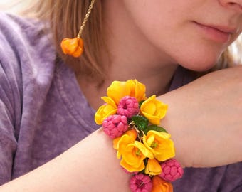 Asymmetrical Earrings Tulip Yellow Charm – Handmade Floral jewelry, Spring Flower Jewelry, Romantic Gift for Her