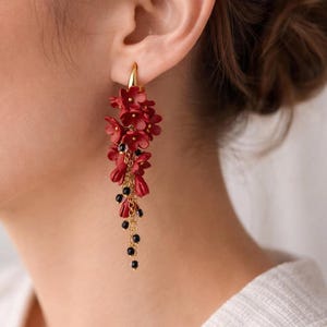 Elegant Handmade Red Flower Tassel Earrings – 8 cm Drop, Delicate Beaded Dangle, Unique Statement Jewelry Gift for Women