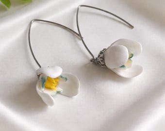 Snowdrop Flower Earrings, Handmade Floral Jewelry, Spring Earrings, Gold or Silver Hooks, Gift for Her