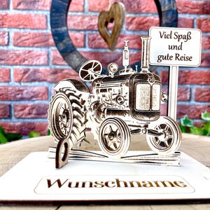 Traktor– Liebevolles Schlepper Geldgeschenk aus Holz mit deinem Wunschtext Geld Karte Box Männergeschenk Holzschild zum Verschenken Bulldog