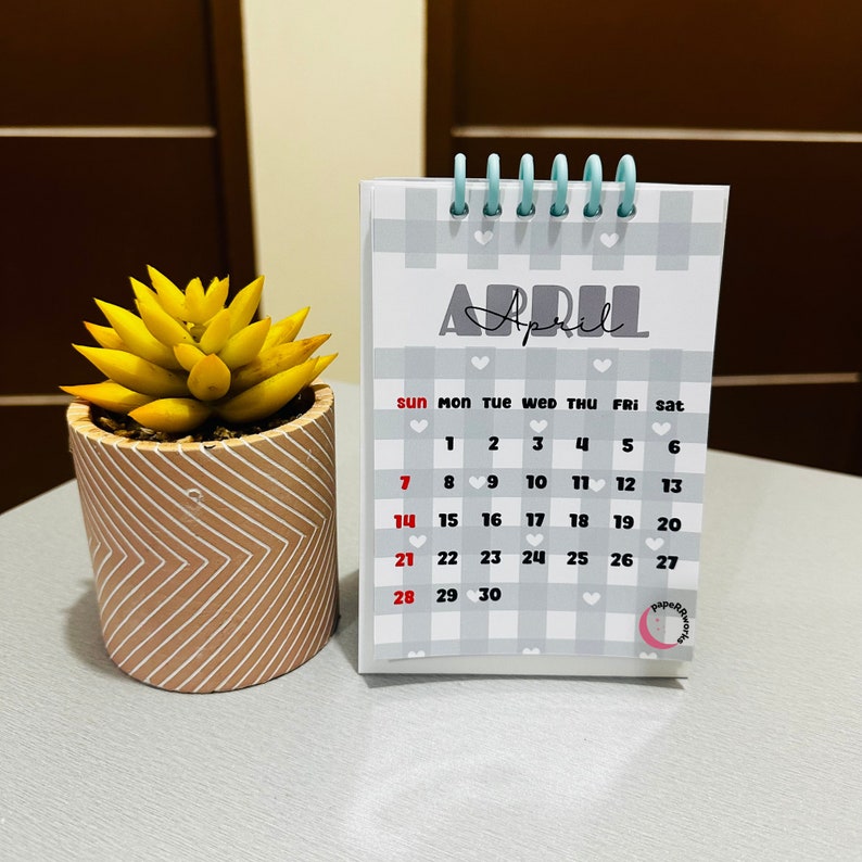 Mini Desk Calendar, Printable Desk Calendar, Desk Calendar 2024 ...