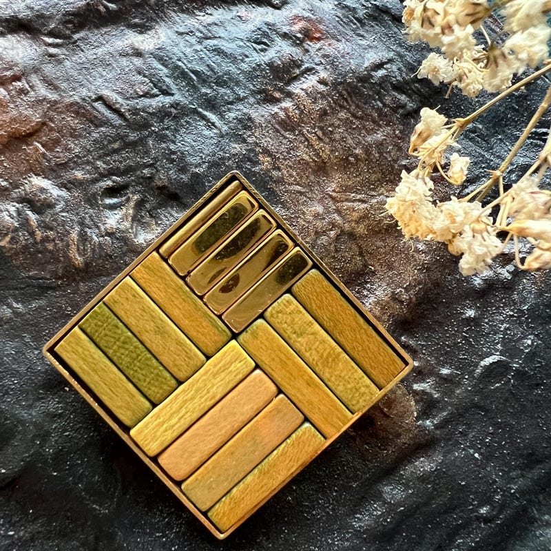 Langani Brooch - Etsy