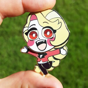 Bobble head Enamel Pin Charlie