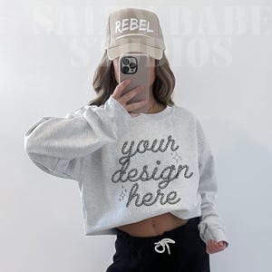 Ash Grey Gildan 18000 Sweatshirt Mockup Western Mock Up Ash Gray Sweater Trendy Oversized Crewneck Real Model Boho Aesthetic Coastal Cowgirl