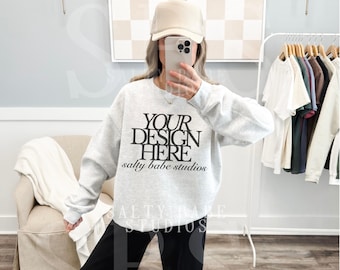 Ash Grey Gildan 18000 Sweatshirt Mockup Popular Mock Up Ash Gray Sweater Trendy Oversized Crewneck Real Model Boho Aesthetic Trendy Vibe