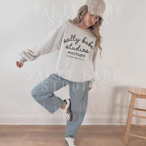 Ash Grey Gildan 18000 Sweatshirt Mockup Western Mock Up Ash Gray Sweater Trendy Oversized Crewneck Real Model Boho Aesthetic Trendy Cowgirl