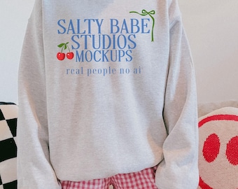Gildan 18000 Mockup Ash, Gildan Gray Mockup, 18000 Ash Model Mockup, Ash Gildan Mockup 18000, 18000 Crewneck Mockup, Ash Sweatshirt Mockup