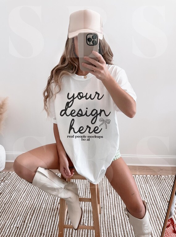 Comfort Colors 1717 White Shirt Mockup - Oversized Mockup - White Shirt - Comfort Color Shirt Mock - Model Mock up - Salty Babe Studios