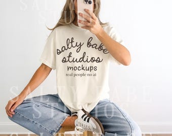 Ivory Comfort Colors 1717 T-Shirt Mockup, echte Person Mockup (Digitaler Download)