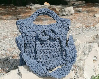 Magnifique sac à main au crochet ludique en bleu