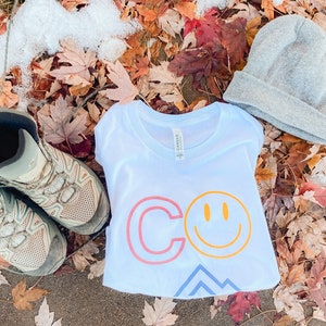 Colorado tshirt, Colorado tee, Moving to Colorado, Colorado t-shirt, smiley face shirt, Colorado love, Colorado shirt gift