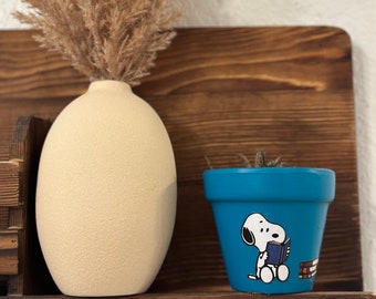 Snoopy beim Lesen eines Buches - Terrakotta Tontopf - Handbemalter Pflanztopf mit Drainageloch