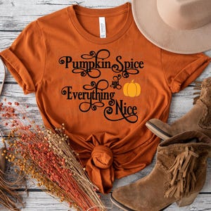 Pumpkin Spice and Everything Nice Svg, Fall Shirt Svg, Fall Mug Svg, Autumn Svg, Pumpkin Spice Svg, trui weer Svg SVG/DXF/Eps/Png/JPEG