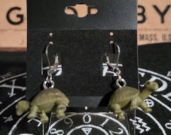 Turtle earrings