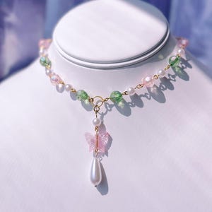 Frühlingshaft Halskette | Handgefertigte Fee Halskette Schmetterling Halskette Princesscore Royalcore Schmuck Fantasycore Schmuck Fairycore Schmuck