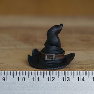 Miniatura tovenaarshoeed, heksendiorama op schaal 1:12