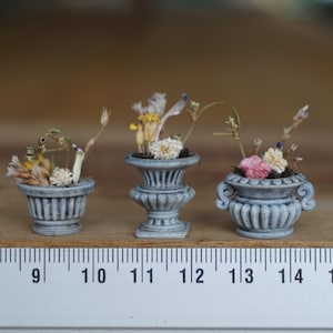 Miniature Vase Garden Pot Victorian, Dollhouse diorama
