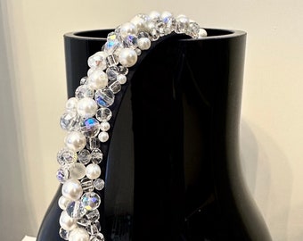 Serre-tête orné de perles, serre-tête avec pierres précieuses, accessoires pour cheveux, serre-tête en cristal - bleu foncé avec perles blanches