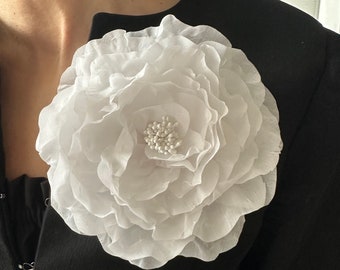 Handmade Oversized White Silk Flower Brooch: Bridal Pin