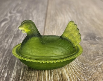 Mini Lime Satin Glass Hen on Beaded Nest Salt Cellar  2.75" - READ
