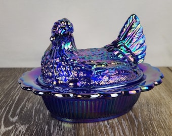 Cobalt Blue Carnival Glass Hen on Nest with Ruffled Edge – Iridescent Covered Dish 6.5"