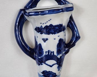 Antique Blue & White Chinoiserie Hanging Wall Pocket Vase - Elegant Decor - READ
