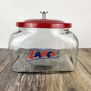 LANCE Cracker Square Clear Glass w/ Red Metal Lid Counter Jar, 9&quot; x 9&quot; x 8&quot;