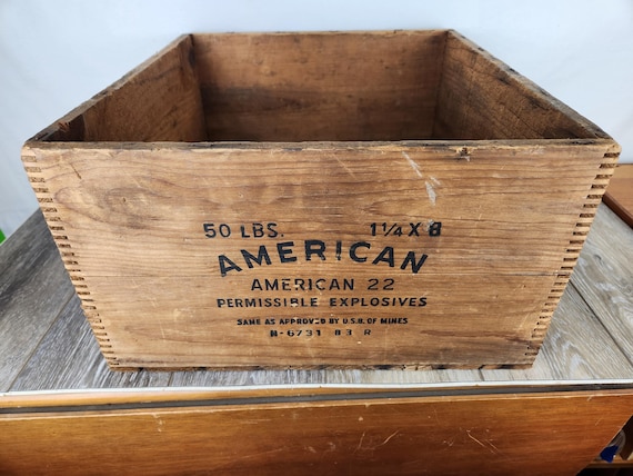 1940's American Cyanamid CO. 50lb Explosives Box Rockafeller Plaza