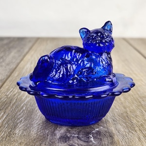 Vintage Cat on Nest Glass Dish - Etsy