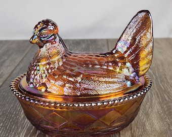 Amber Carnival Glass Hen on Woven Nest – Lidded Candy or Trinket Dish 5.5"